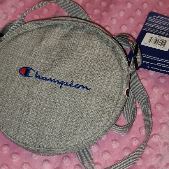 Champion Crossbody - Picture 7 of 10